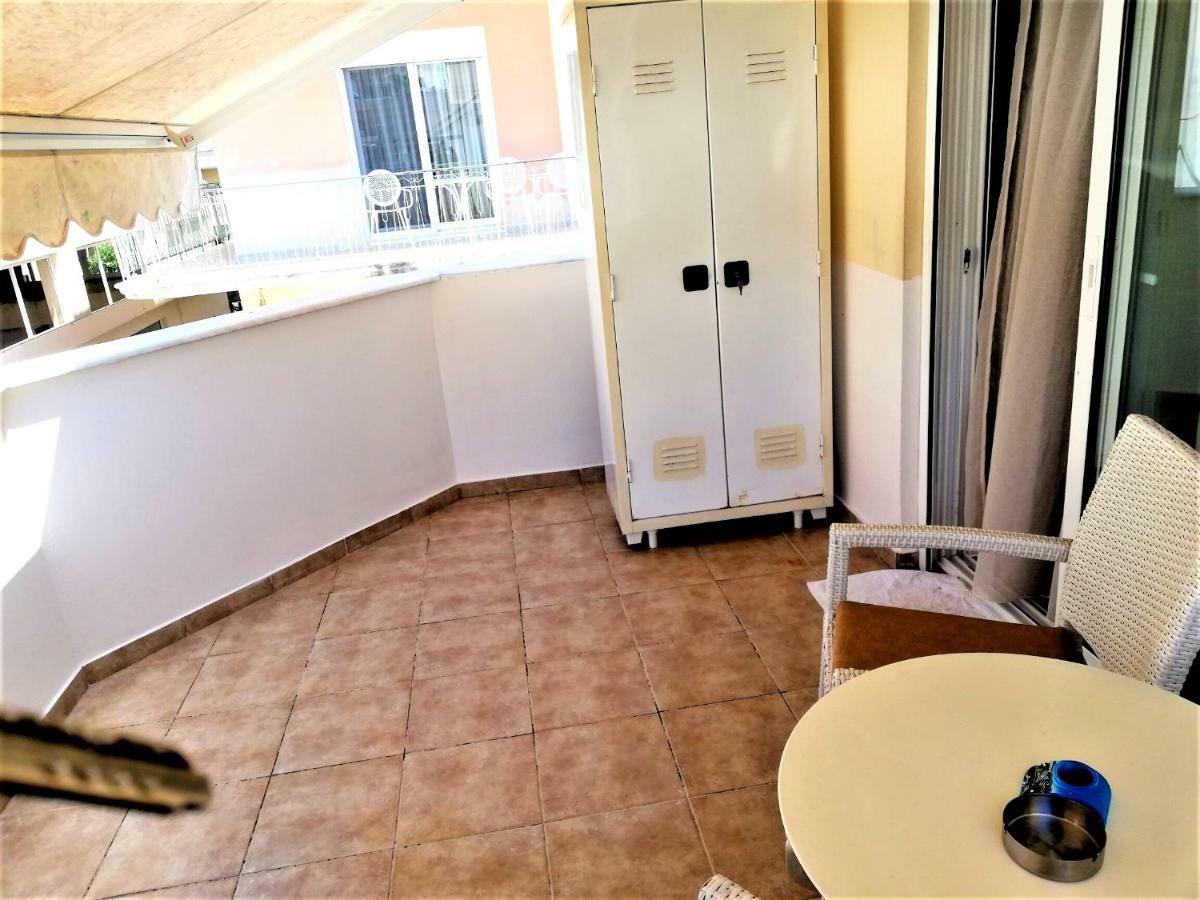 Kalamata Downtown Apartment Екстер'єр фото