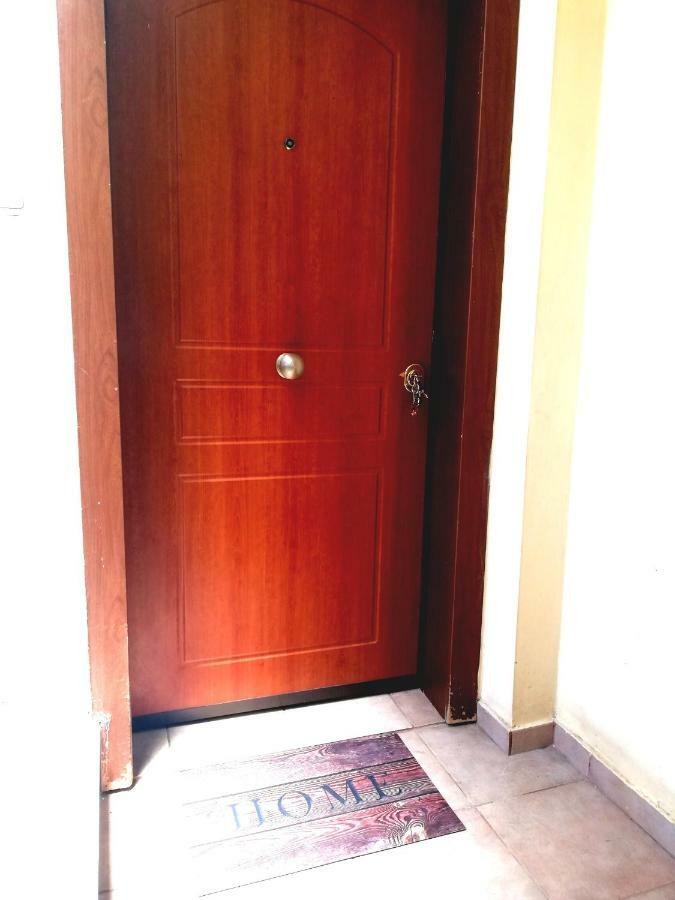 Kalamata Downtown Apartment Екстер'єр фото