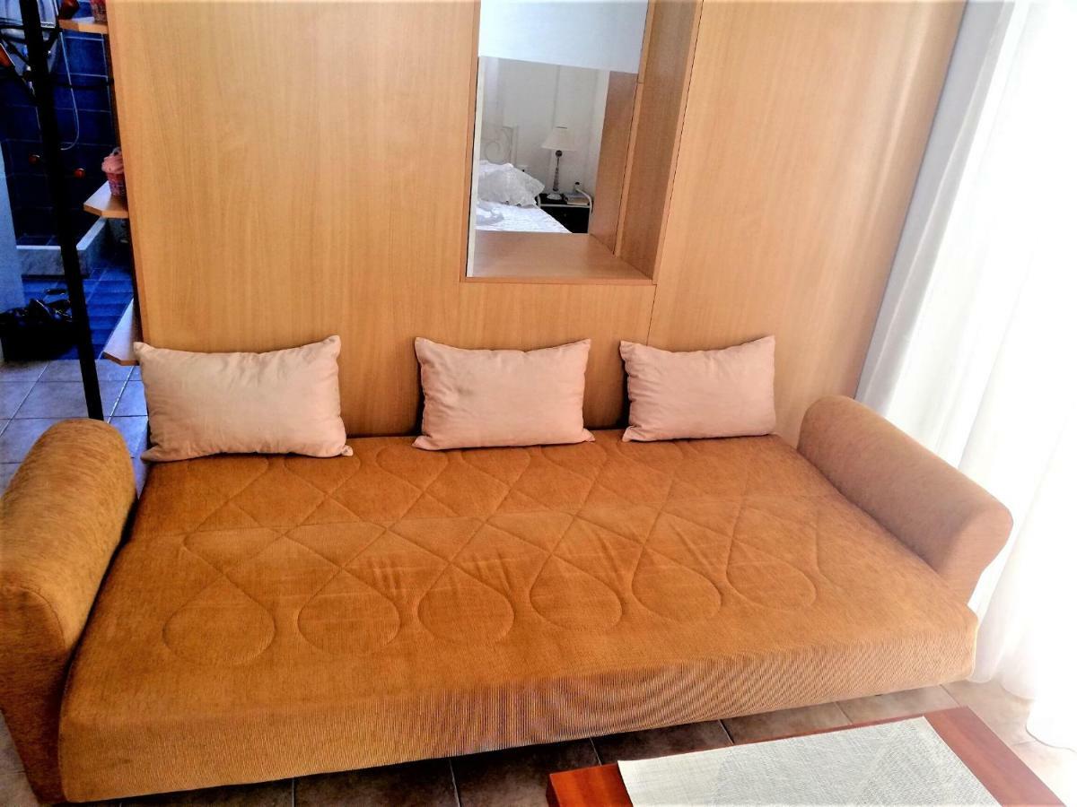 Kalamata Downtown Apartment Екстер'єр фото