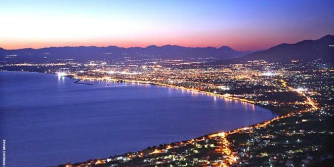 Kalamata Downtown Apartment Екстер'єр фото